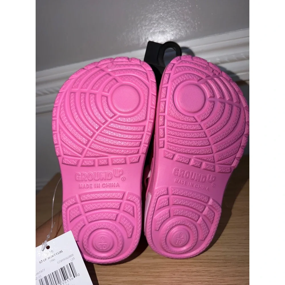 Toddler Bluey clogs size 9/10